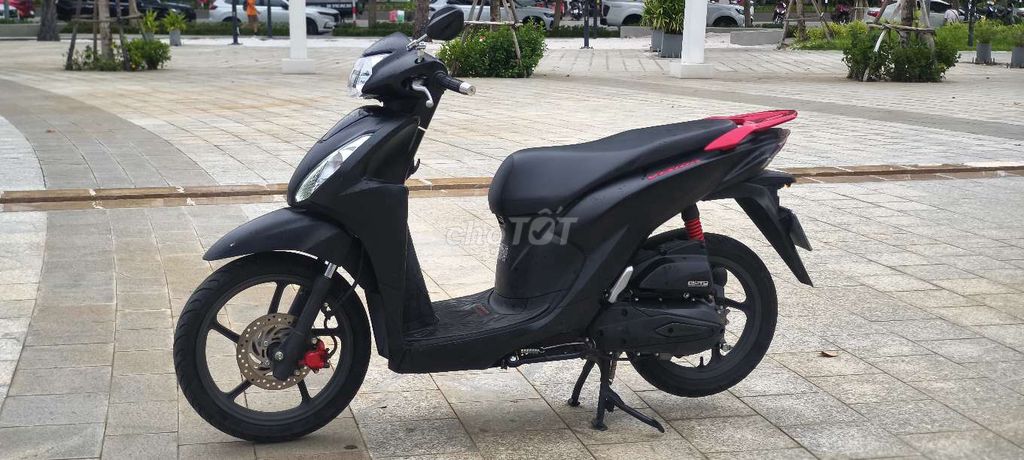 Фото 2: Honda Vision спортивная версия, продажа или обмен на другой скутер
