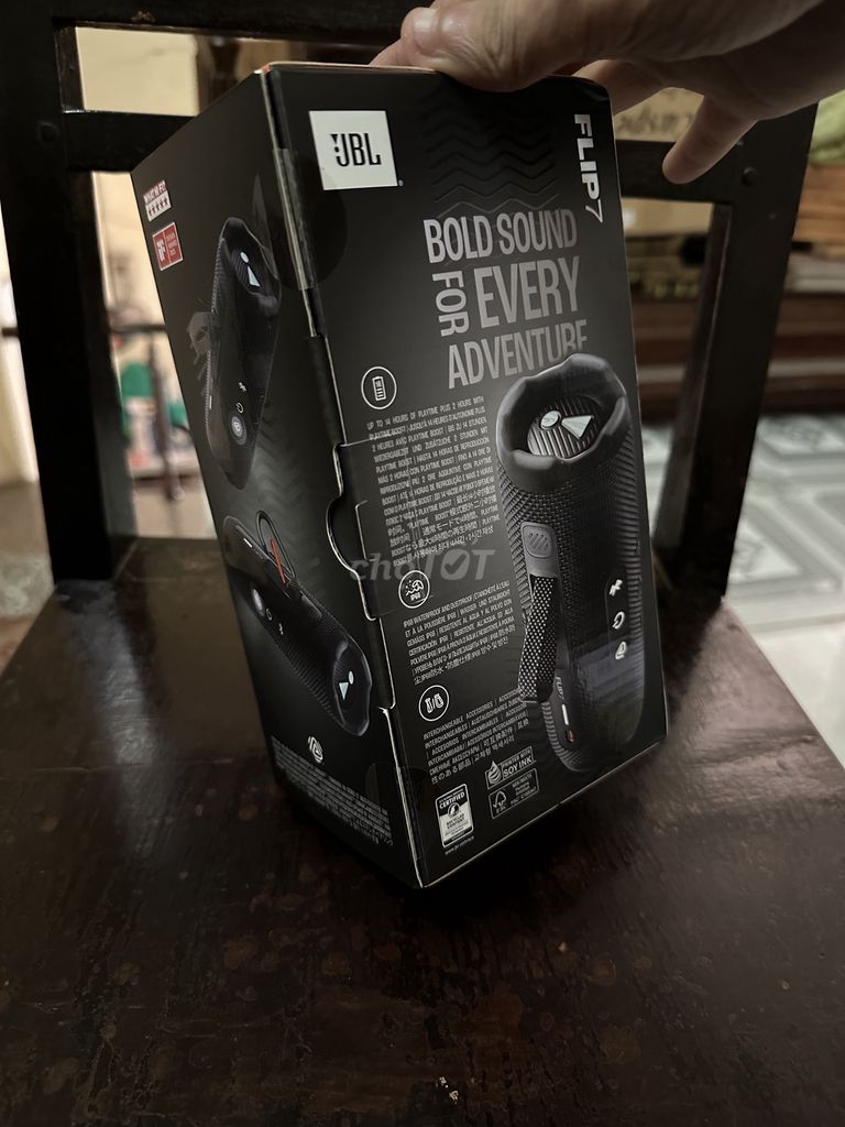 Bluetooth-колонка JBL Flip 7, чёрная, новая