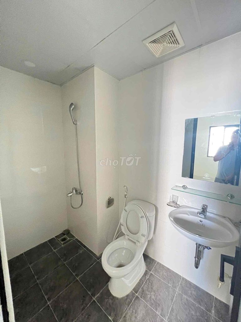Фото 2: ✅ Продается 2-комнатная квартира в ЖК SSH08, высокий этаж, прохладно: - Площадь: 57,3 м2.