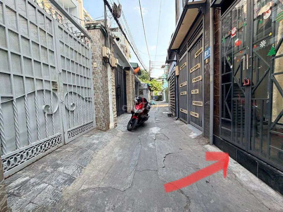 Фото 3: Продаётся дом 1 этаж 1 надстройка в переулке для автомобилей прямо у ворот рынка Батьеу, Хошимин