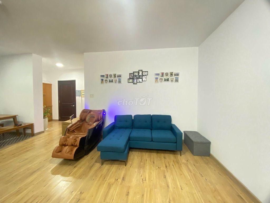 3-комнатная квартира 120 м² с полной мебелью, район 4, 5 минут пешком до района 1 и района 7