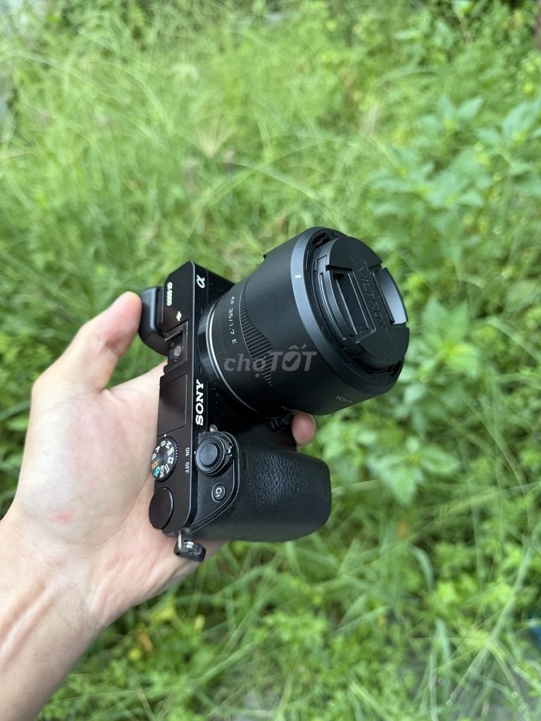 Фотоаппарат Sony a6000 Viltrox 35 F1.7 чёрный 16GB