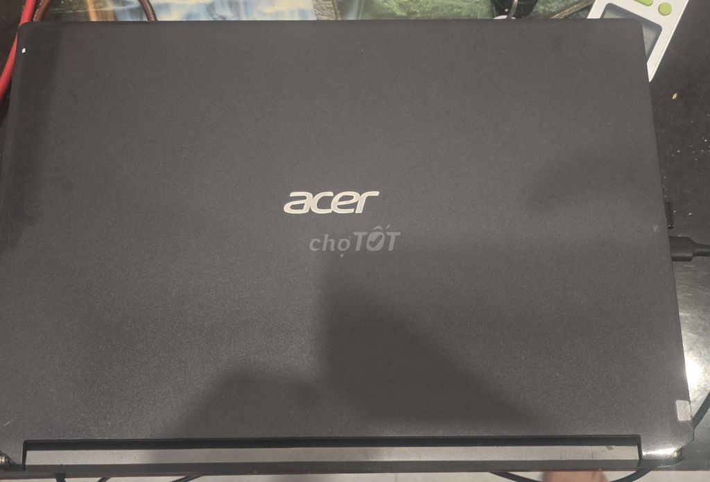 Фото 2: Acer Aspire A715-41G Ryzen 7 16GB GTX 1650 Черный