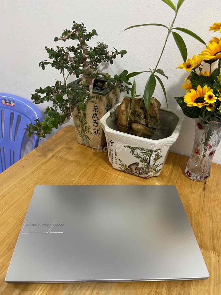 Asus VIVOBOOK X1504Z i7-1255U 16GB/512GB 15.6 дюймов