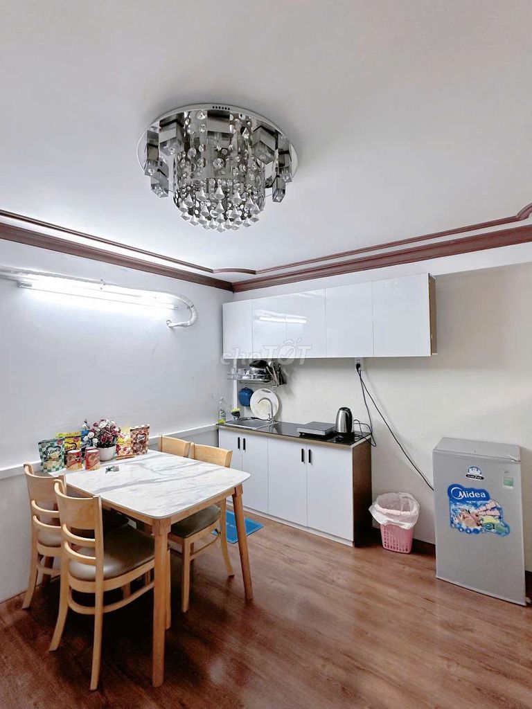 Фото 2: ПОДДЕРЖКА ЗАСЕЛЕНИЯ СРАЗУ, 38 М², 1 СПАЛЬНЯ, ПОЛНАЯ МЕБЕЛИРОВКА, РЯДОМ С НАБЕРЕЖНОЙ