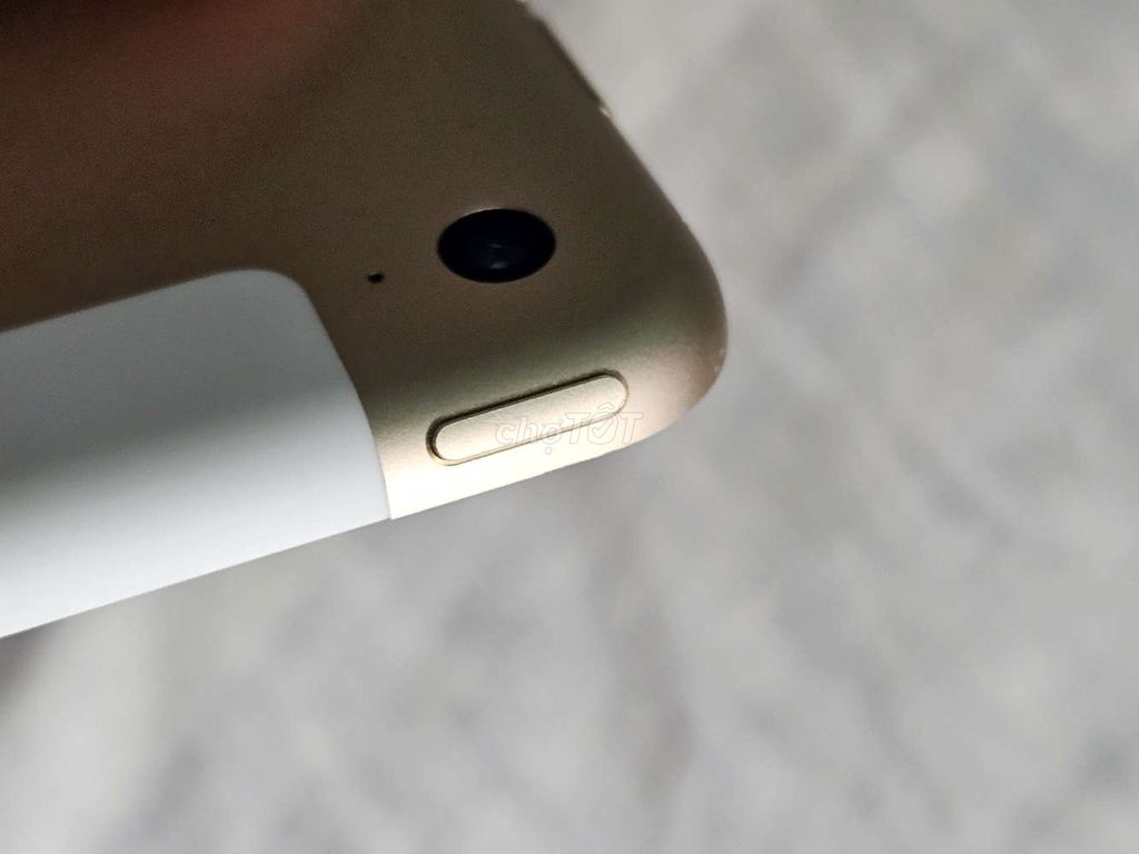 Фото 2: Apple iPad Mini 4 16GB золотой