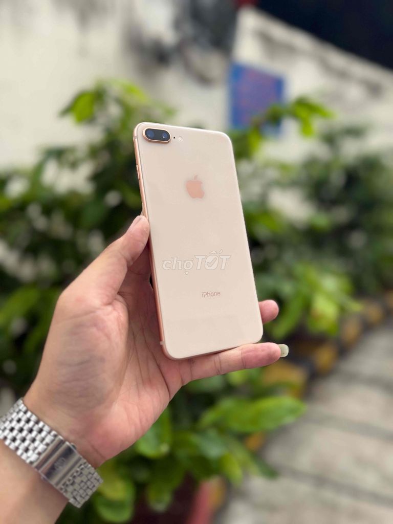 Фото 3: Apple iPhone 8 Plus 64GB Золотой, б/у