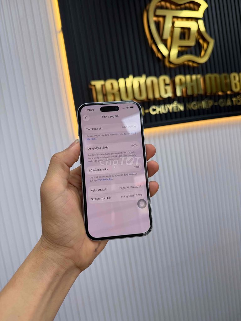 Фото 2: Apple iPhone 15 128GB Синий б/у