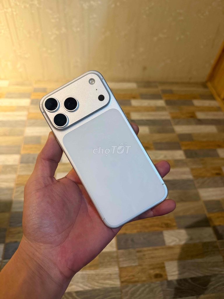 iPhone 17 Pro Max 256GB Белый