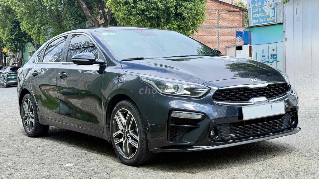 Фото 3: Kia Cerato 2.0 Premium 2021 Черный - Серый 62000 км