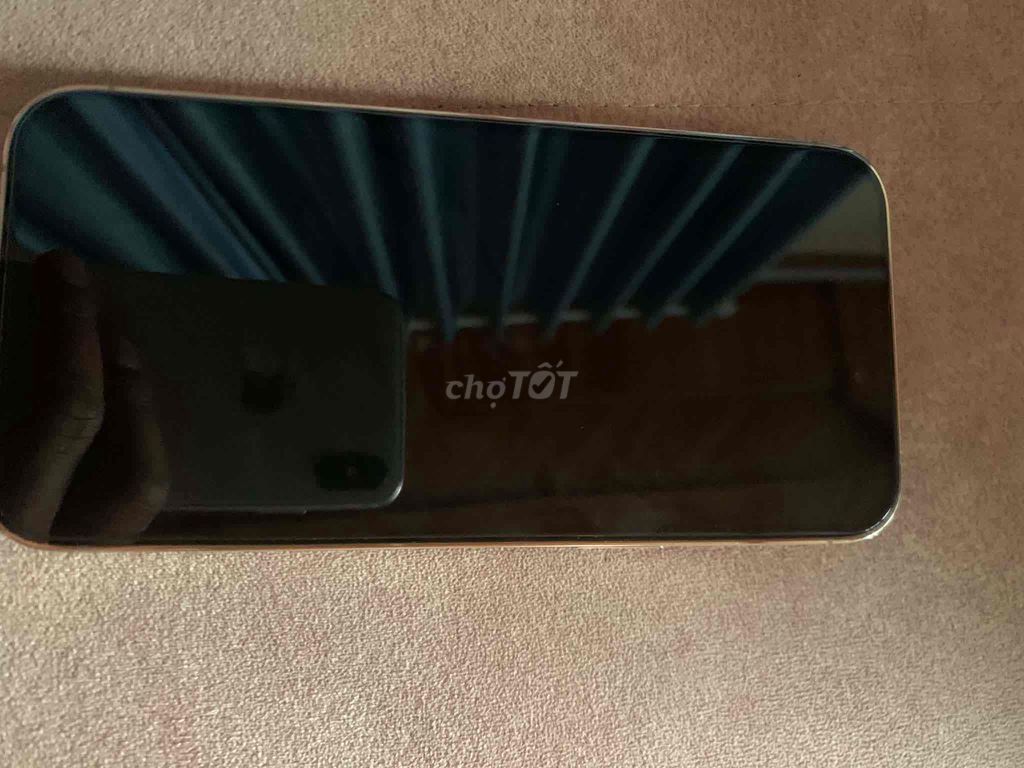 Apple iPhone 14 Pro Max 256GB золотой, заменена батарея