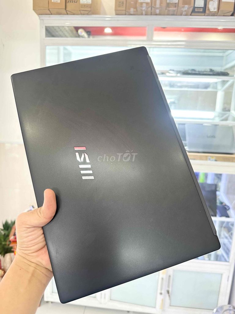 MSI Modern 15 B12MO i5 Ноутбук как новый, заводская пломба