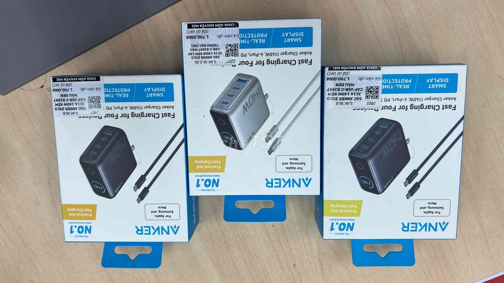 Зарядное устройство Anker Zolo 3C1A 140W, чёрное, 4 порта