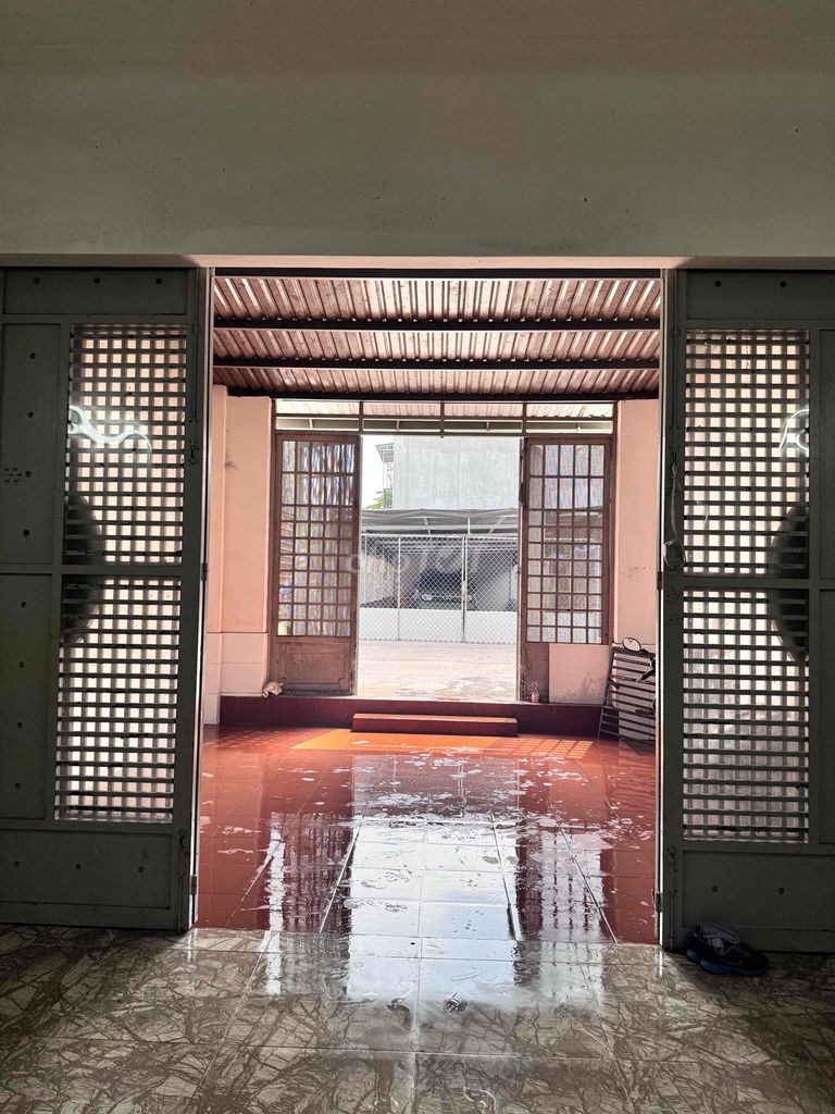 Фото 2: СРОЧНАЯ ПРОДАЖА ДОМА ВИНЬЛОК B — 4 млрд 880 млн — 5м × 21м — ПЕРЕУЛОК ДЛЯ ГРУЗОВИКОВ
