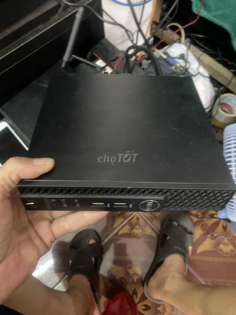 Фото 2: Dell OptiPlex 3070 i3 Черный