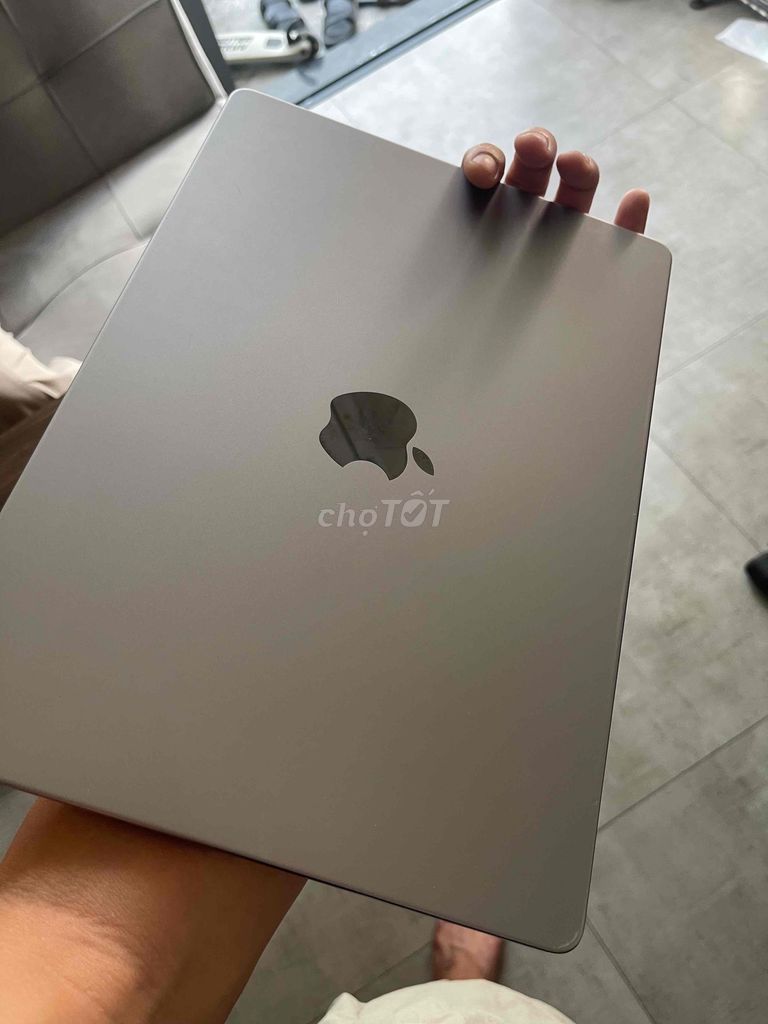 Apple Macbook Pro M2 14 дюймов 16ГБ/512ГБ Серый