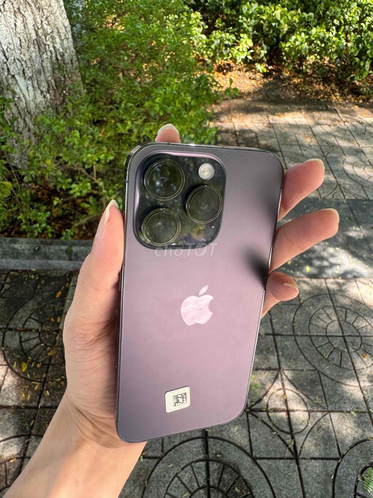 Apple iPhone 14 Pro 256GB фиолетовый, оригинал