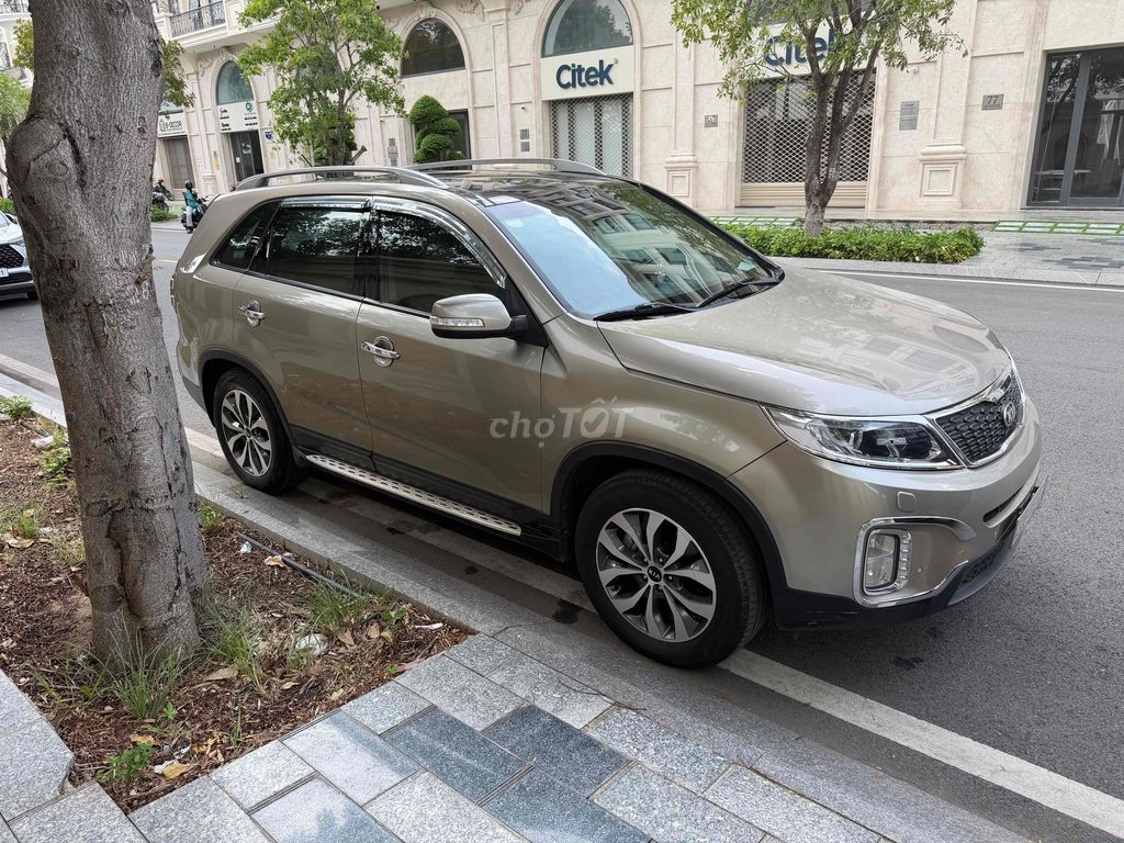 Фото 2: Kia Sorento 2017 дизель 7 мест песочный 89 897 км
