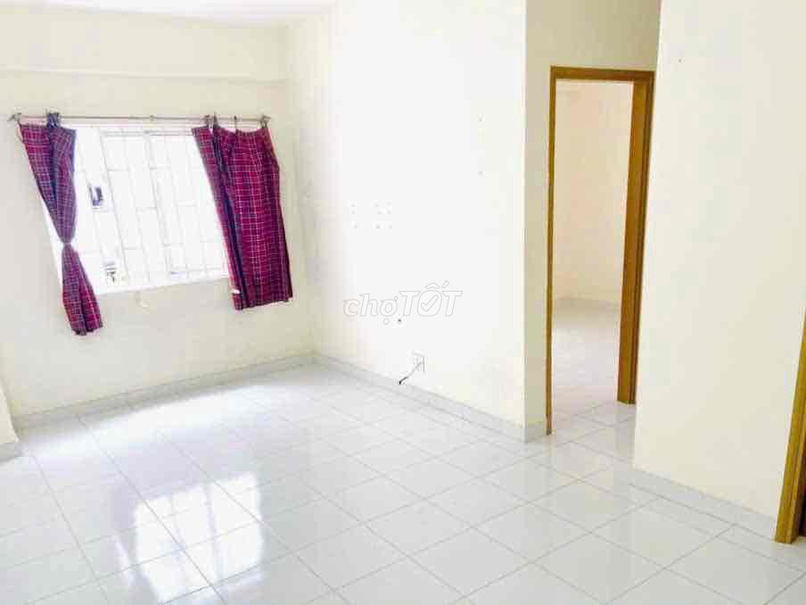 Фото 2: Собственник сдаёт квартиру 55 м², 2 спальни, 2 санузла