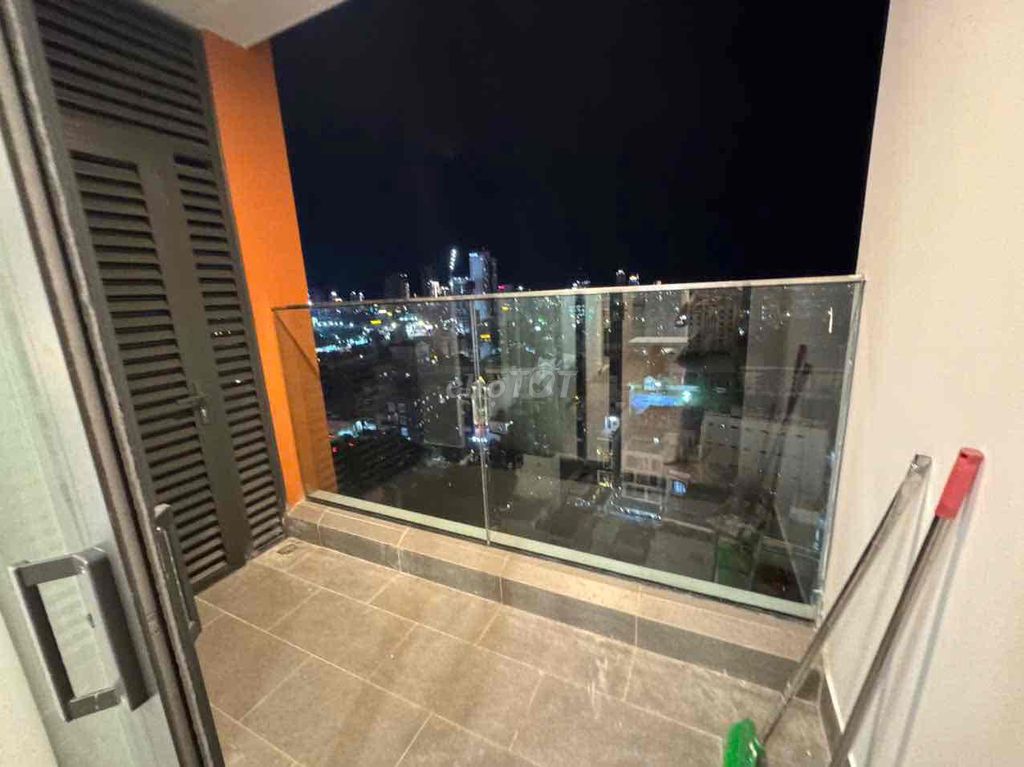 192 ✨ 🏢 СДАЕТСЯ СТУДИЯ НА СРЕДНЕМ ЭТАЖЕ С ВИДОМ НА ГОРОД И МОРЕ