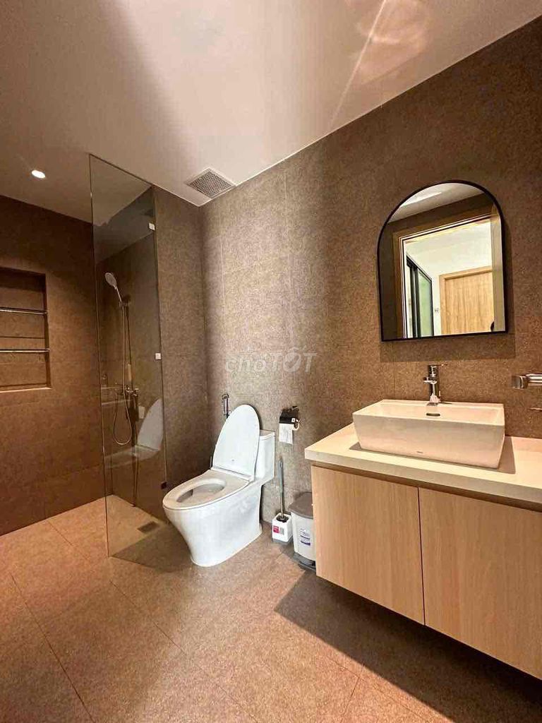 Фото 2: 🇬🇧 LUXURY 1-BEDROOM PLUS APARTMENT FOR RENT – THE PANOMA DA NANG