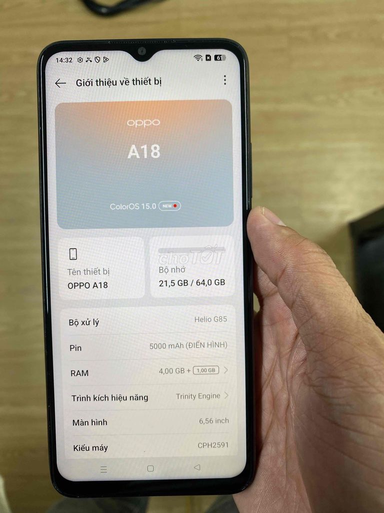 Фото 2: Oppo A18 4GB/64GB черный