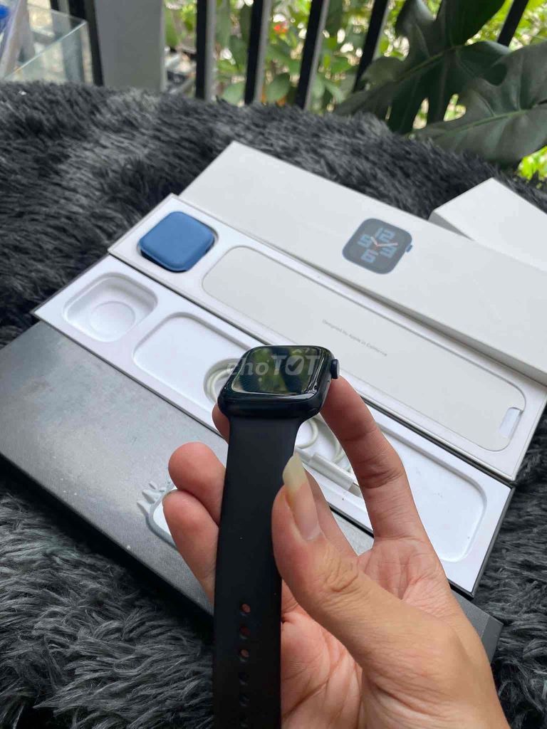 Фото 3: Apple Watch Series 8 45mm Midnight как новый