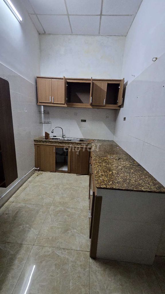 Фото 2: Аренда дома в переулке, доступном для автомобиля, K11 Che Lan Vien