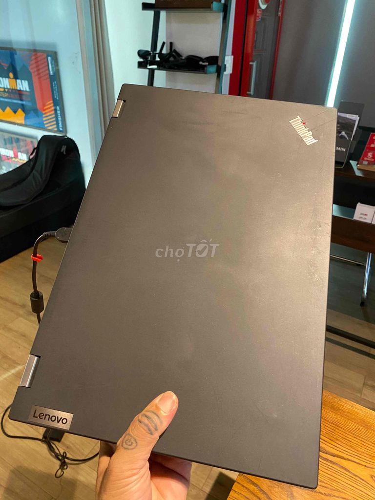 Фото 2: THINKPAD P15 GEN 1 i7-10850H | NVIDIA QUADRO T2000
