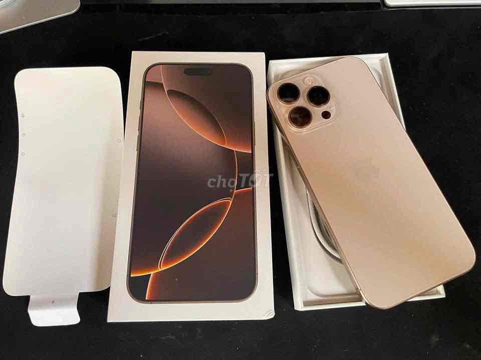 Apple iPhone 16 Pro Max 256GB Золотой