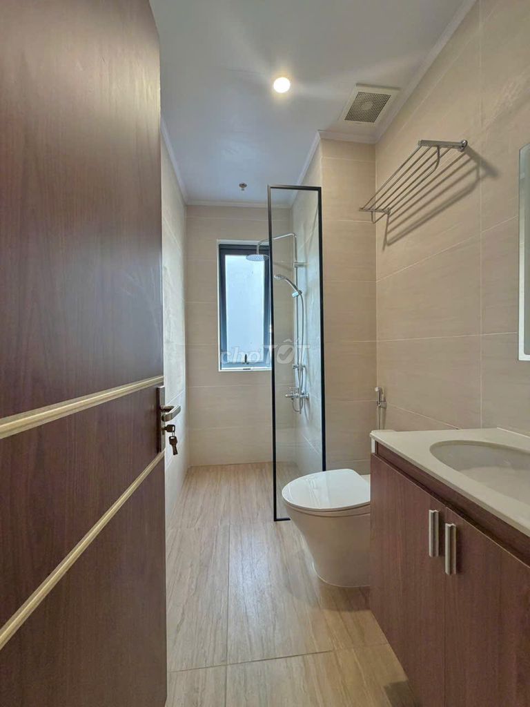 Фото 3: 🏡 СДАЁТСЯ СТУДИЯ ПРЕМИУМ-КЛАССА В РАЙОНЕ ЛАМВЬЕН – ДАЛАТ
