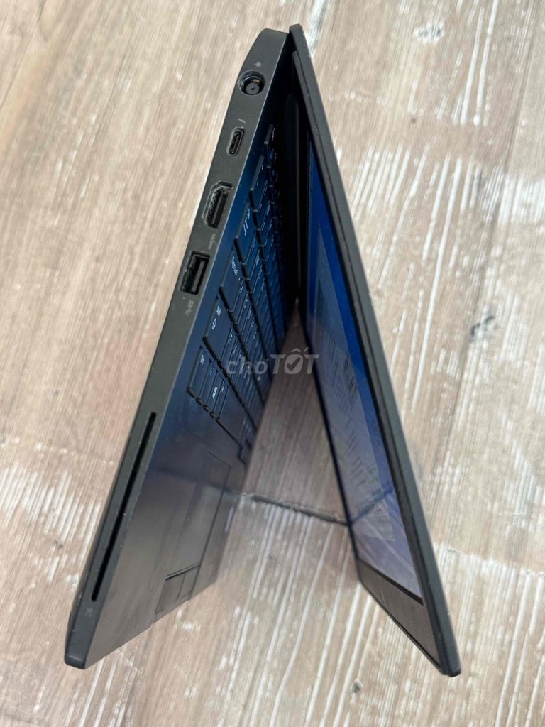 Фото 3: Распродажа ноутбука Dell i7 для работы и учёбы