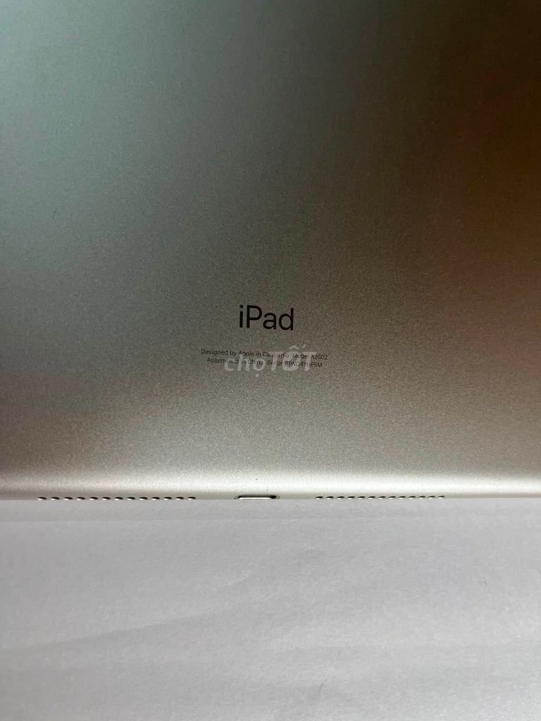 Фото 2: Apple iPad Gen 9 256GB Золотистый 93%