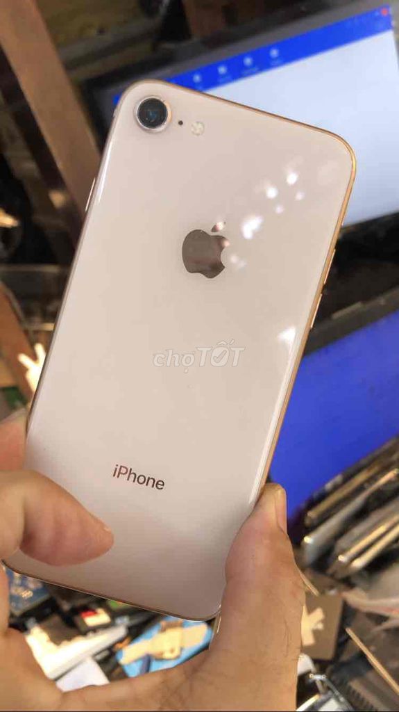 Фото 3: Apple iPhone 8 256GB Белый