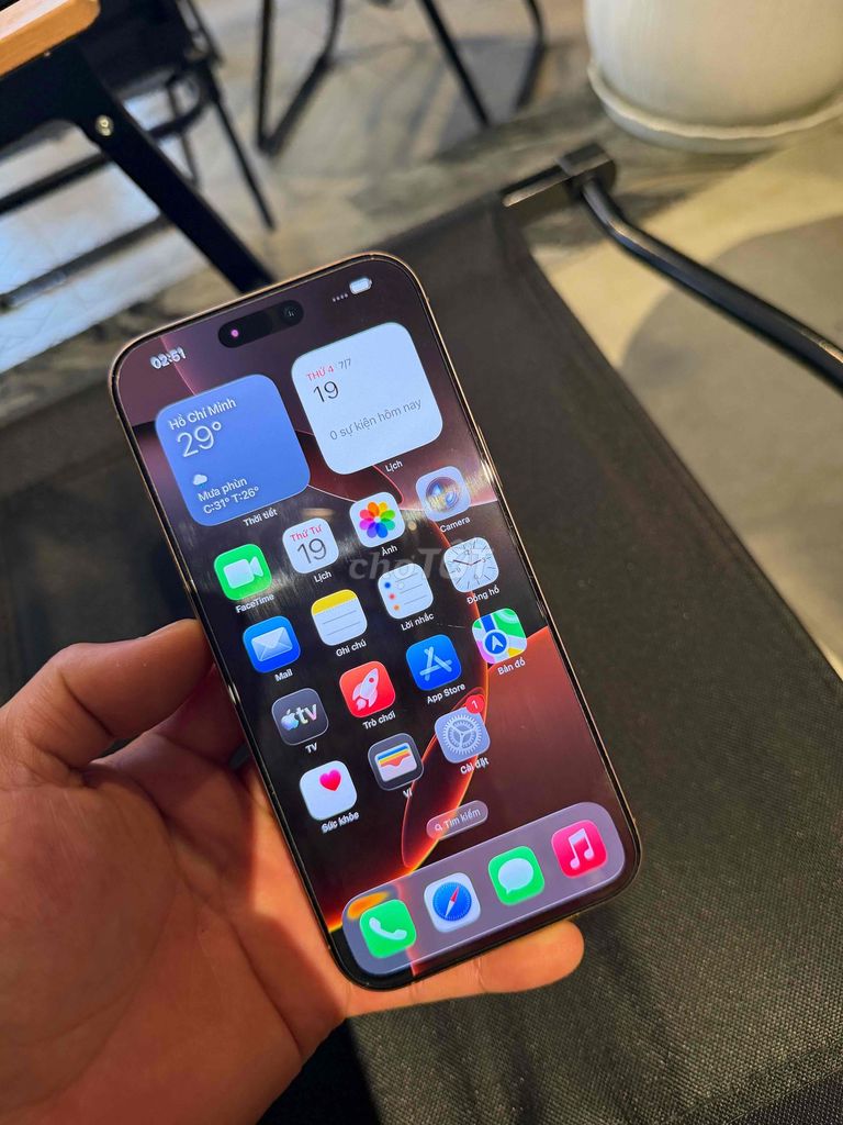 Фото 2: iPhone 16 Pro Max 256GB золотой 98%