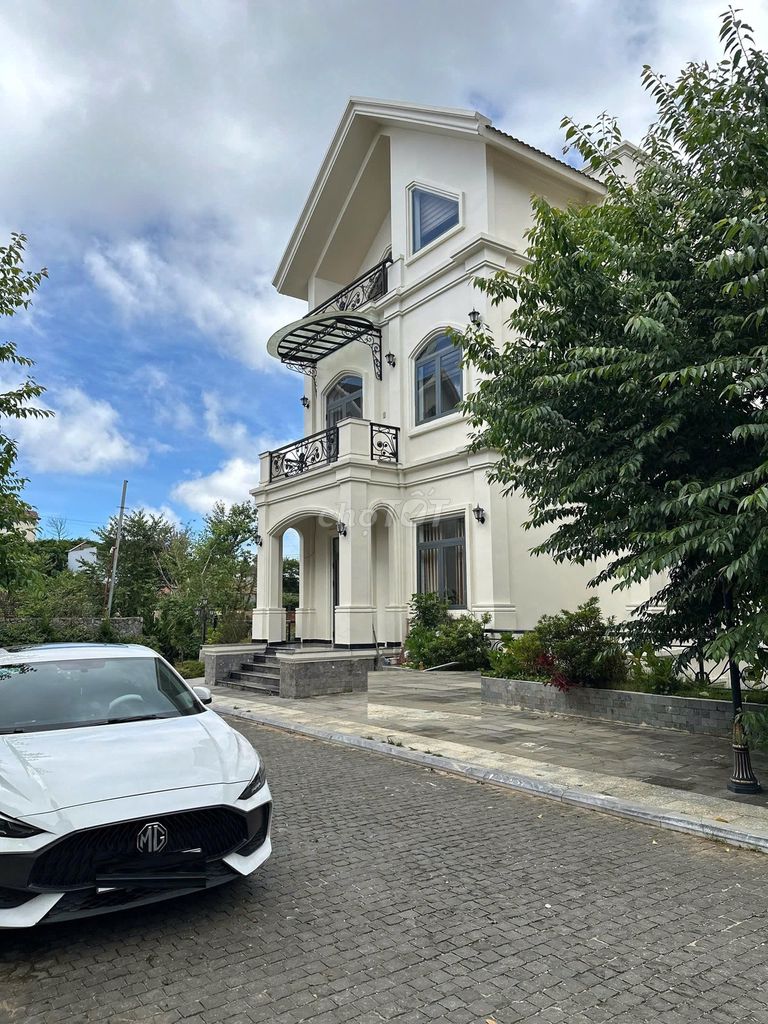 ПРОДАЖА ВИЛЛЫ В КЛАССИЧЕСКОМ СТИЛЕ 272 М2 В РАЙОНЕ ROYAL - VILLA МАНГЛИН P7