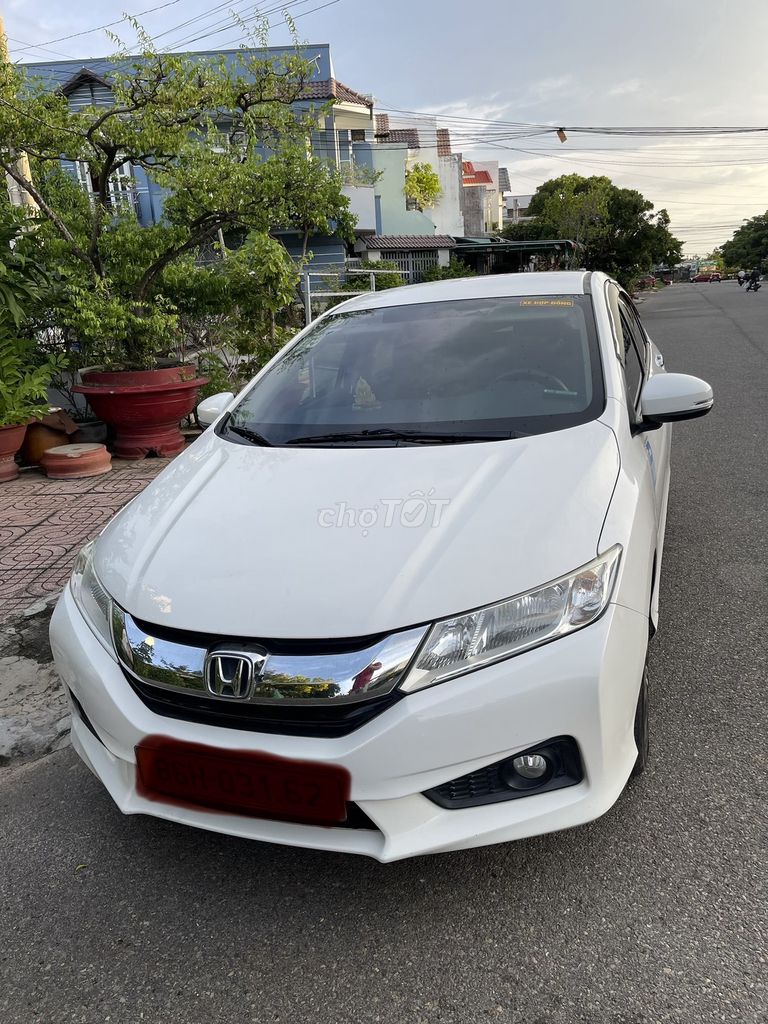 Honda City 1.5AT 2016 Белый 69.000 км