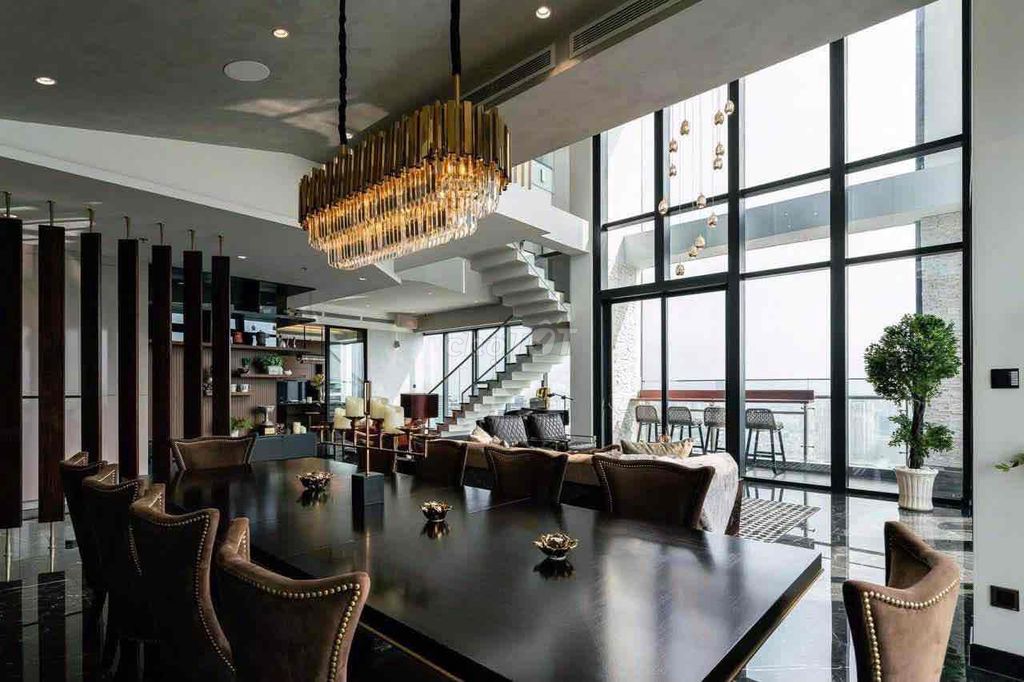 🏙 СДАЁТСЯ ПЕНТХАУС ДЮПЛЕКС VINHOMES GOLDEN RIVER Q1 – 280М² 🔥