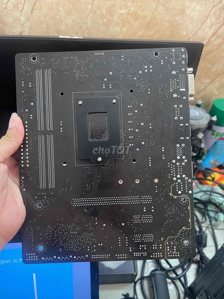 Фото 3: Материнская плата ASUS H110M-K LGA 1151