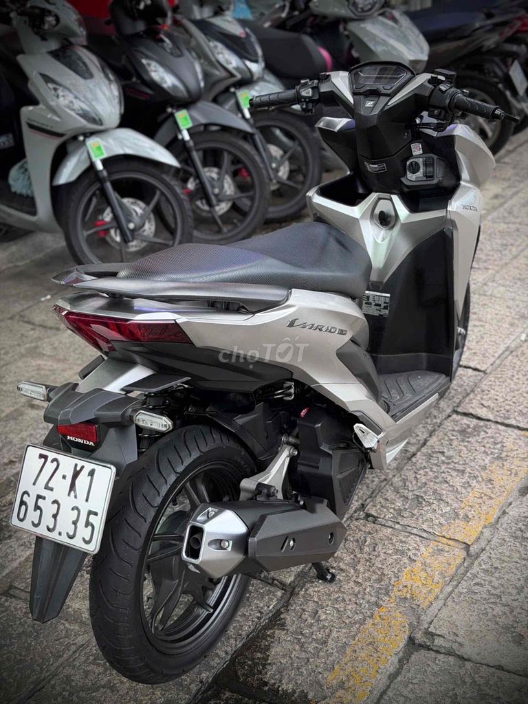 Фото 2: Honda Vario 150 2020 chính chủ, ký giấy tờ
