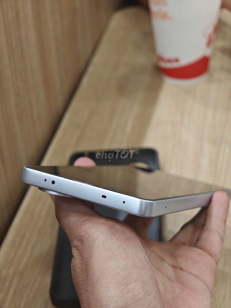 Фото 2: Oppo K13 Turbo Pro 12GB/256GB серебристый
