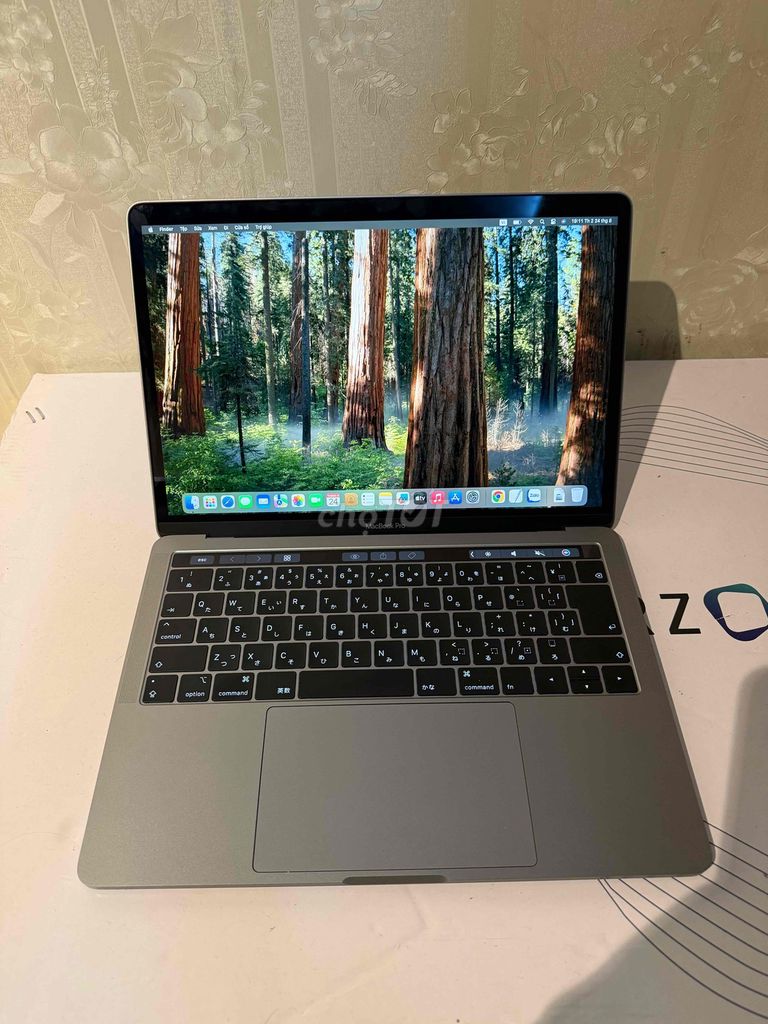 Macbook Pro 2019 i5 13 inch 8GB/256GB