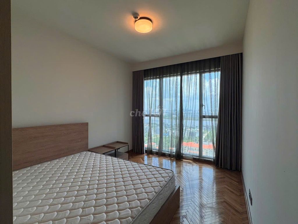 Фото 3: Feliz En Vista 4 спальни - площадь 239 м² - полностью с мебелью - цена аренды 80 млн/месяц