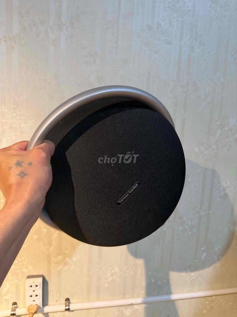 Колонка Bluetooth Harman Kardon Onyx 8 черная