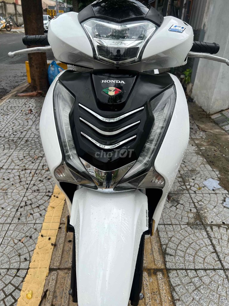 Honda SH 125 CBS Белый