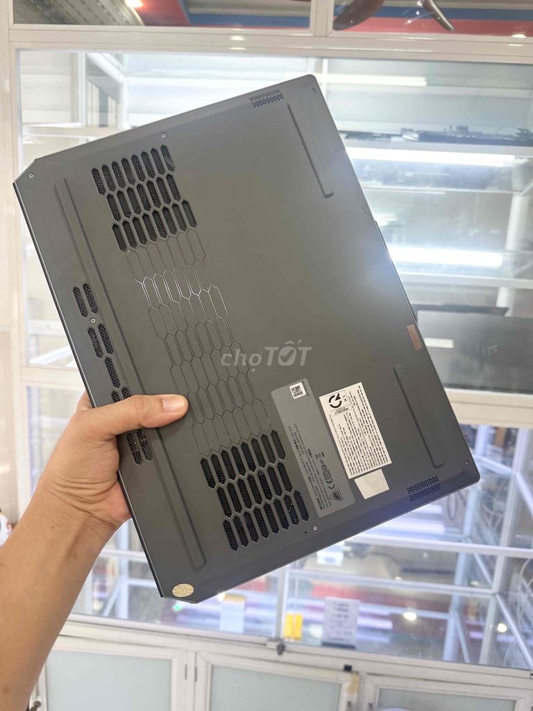 Фото 3: Lenovo LOQ 15AHP10 R7 RTX5050 Новый полный комплект