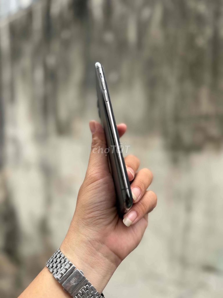 Фото 3: Apple iPhone 11 Pro Max 256GB Серый 98.5%