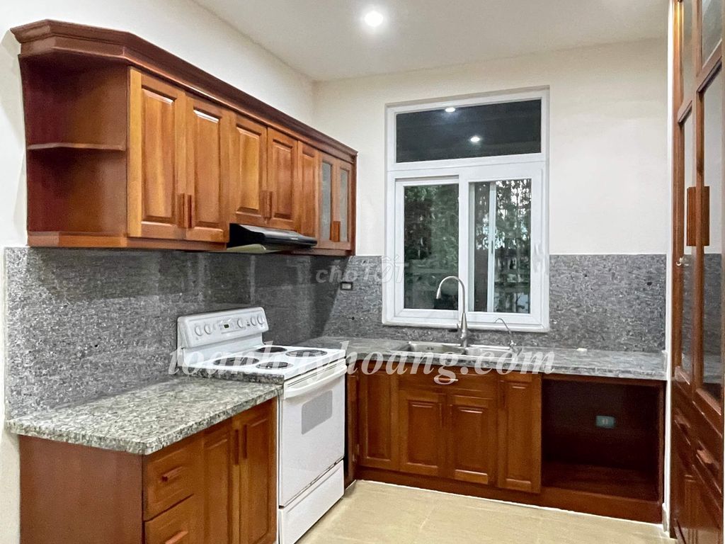 Фото 2: Вилла Фук Лок Виен – 150 м² | 3 спальни с полной меблировкой