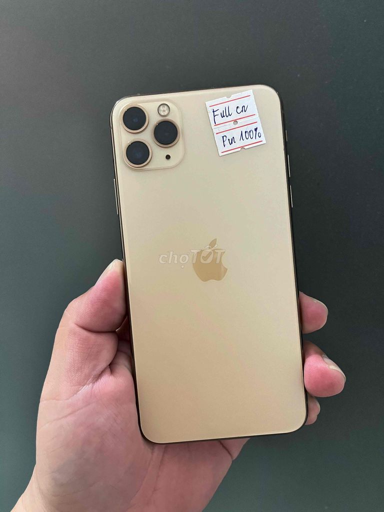 Apple iPhone 11 Pro Max 64GB Золотой, б/у