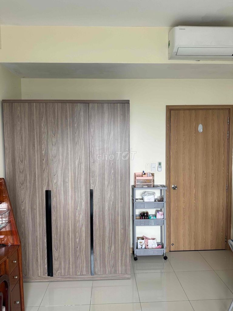 Фото 2: Собственник продаёт квартиру 2 спальни 1 санузел
